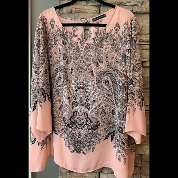 Rose & Olive Tops - 3x Rose & Olive Pale Pink Top